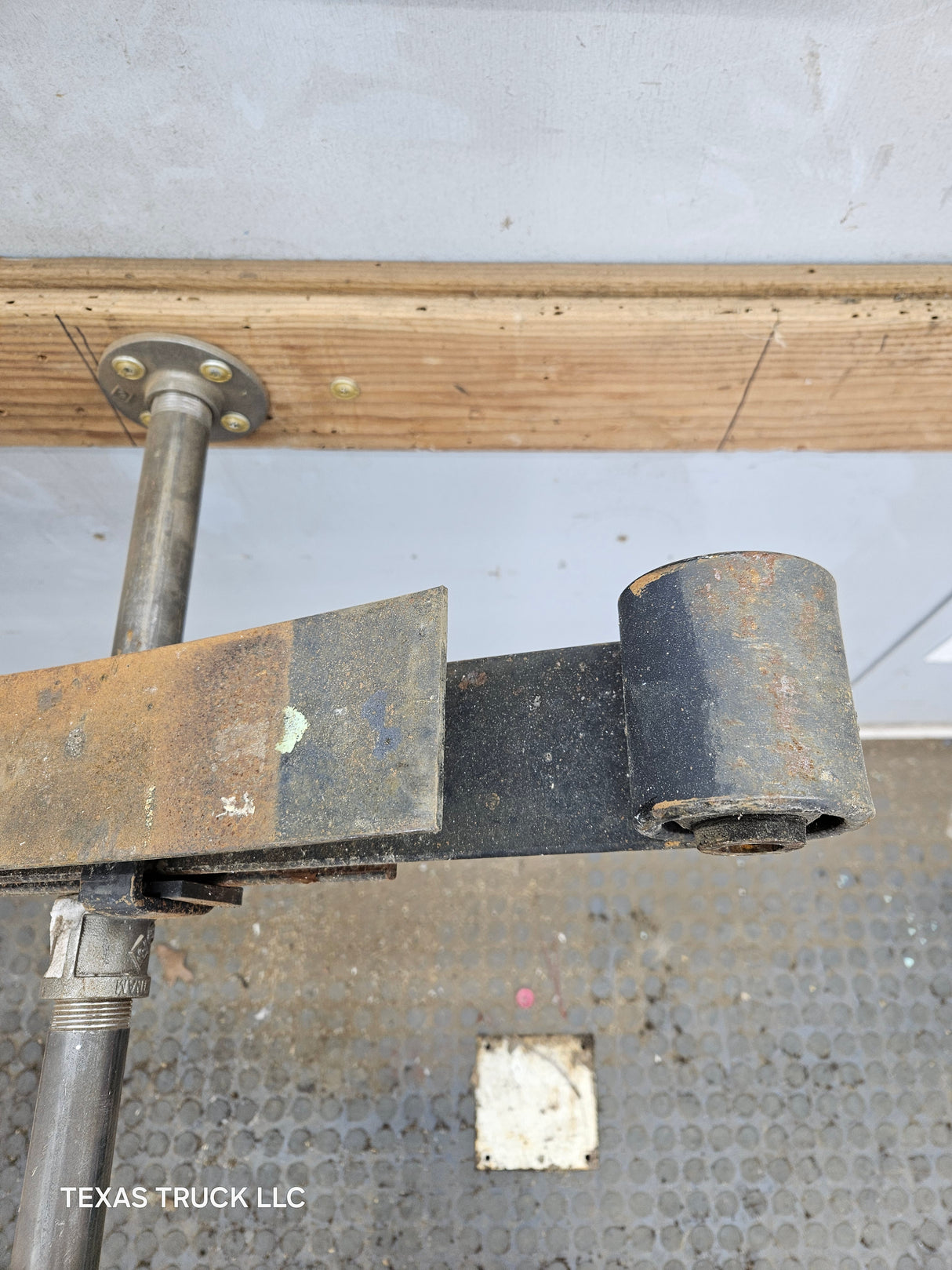 1999-2007 Ford F250 F350 Super Duty Rear Leaf Springs (1)