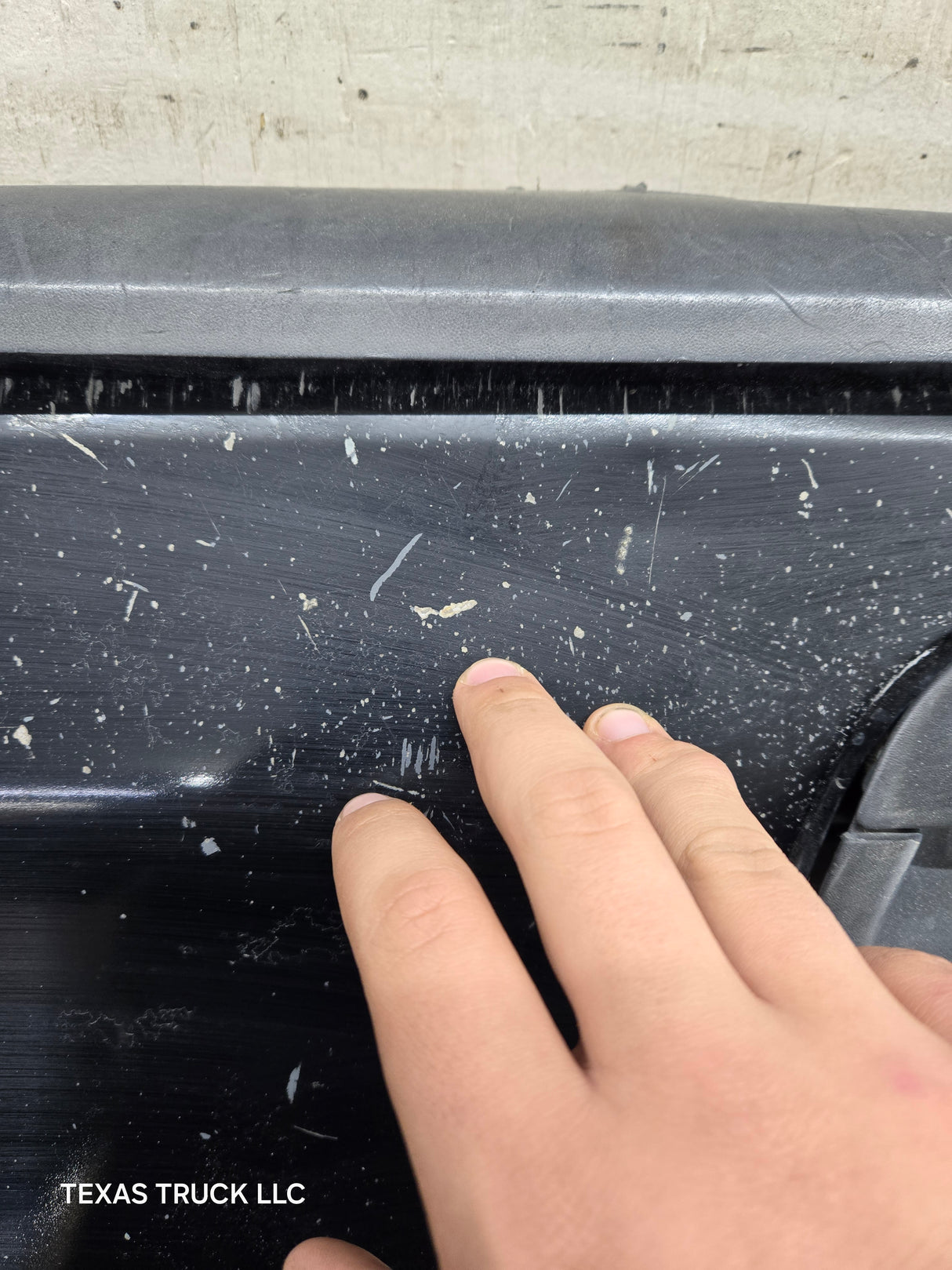 1997-2003 F150 / 1999-2007 Ford F250 F350 F450 F550 Super Duty Tailgate