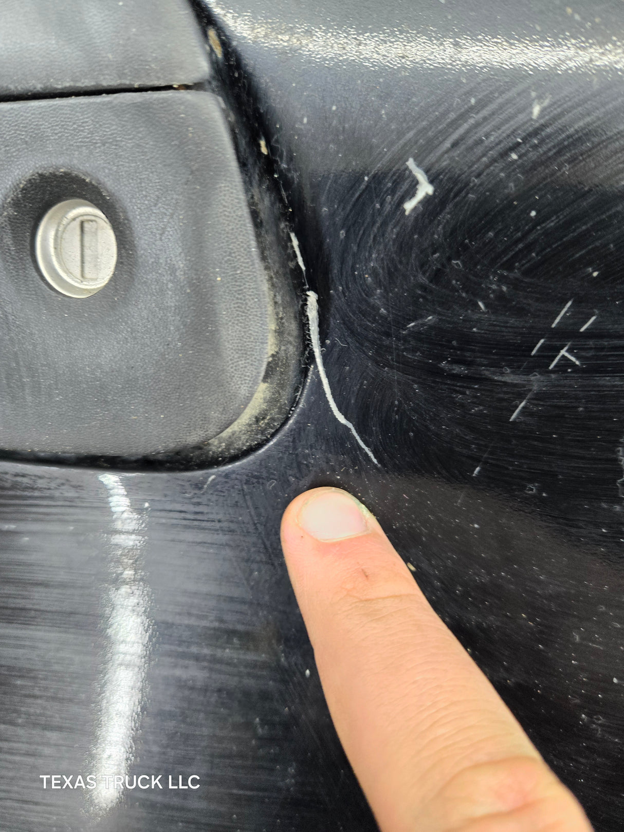 1997-2003 F150 / 1999-2007 Ford F250 F350 F450 F550 Super Duty Tailgate