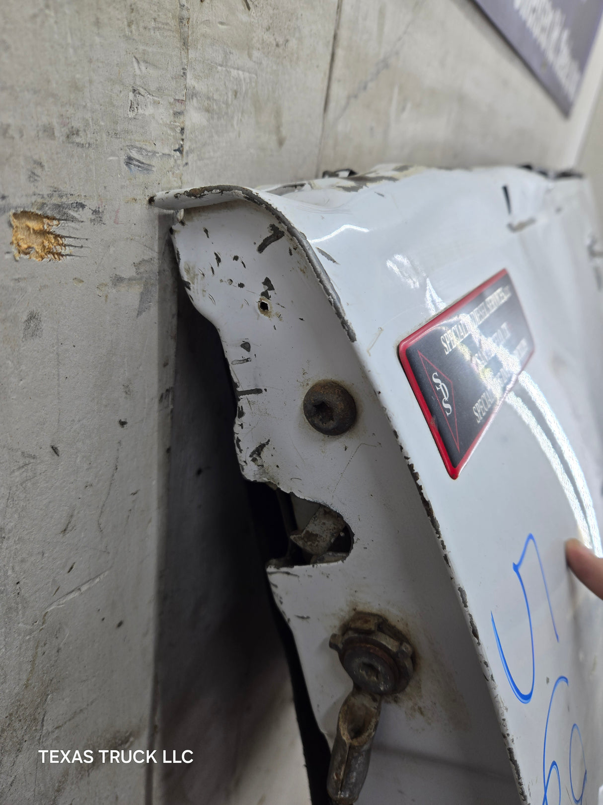 2008-2016 Ford Super Duty Tailgate With Step F250 F350 F450 F550 - Oxford White