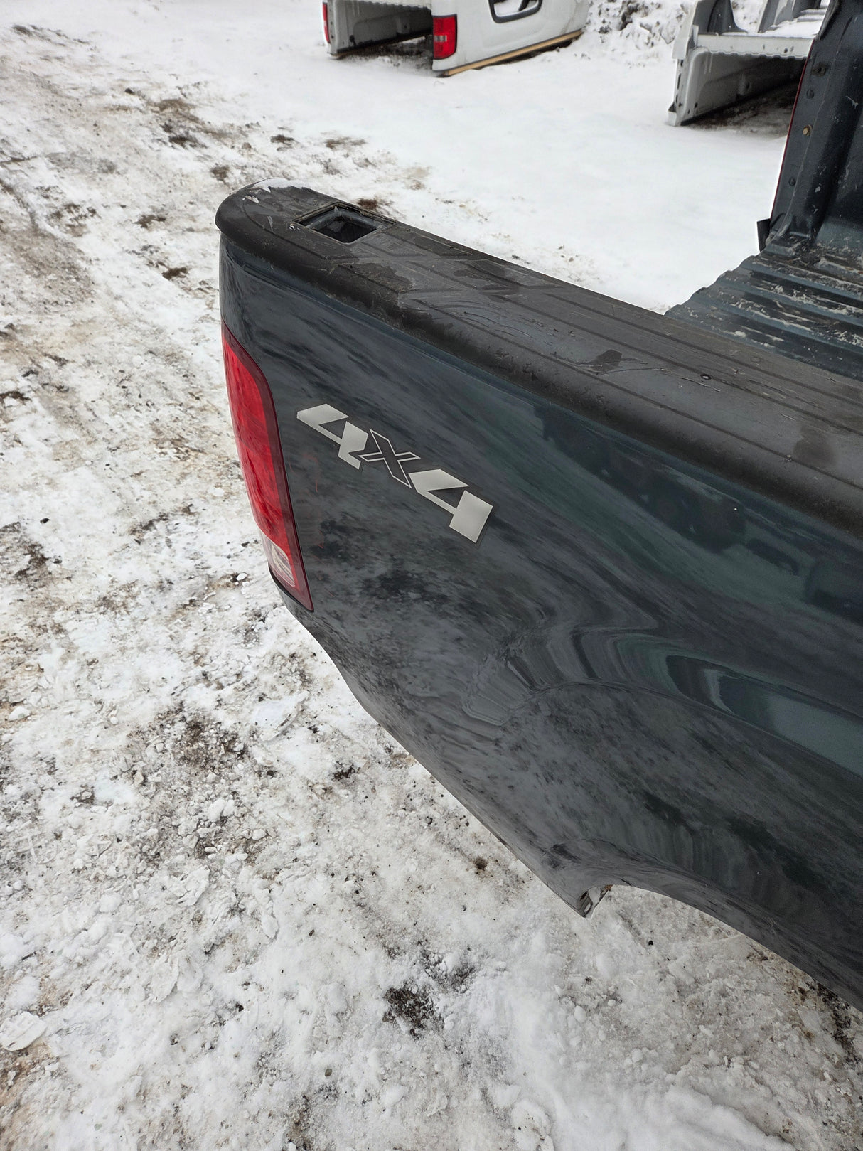 2007-2013 GMC Sierra 1500 2500 3500 HD 8' Long Truck Bed