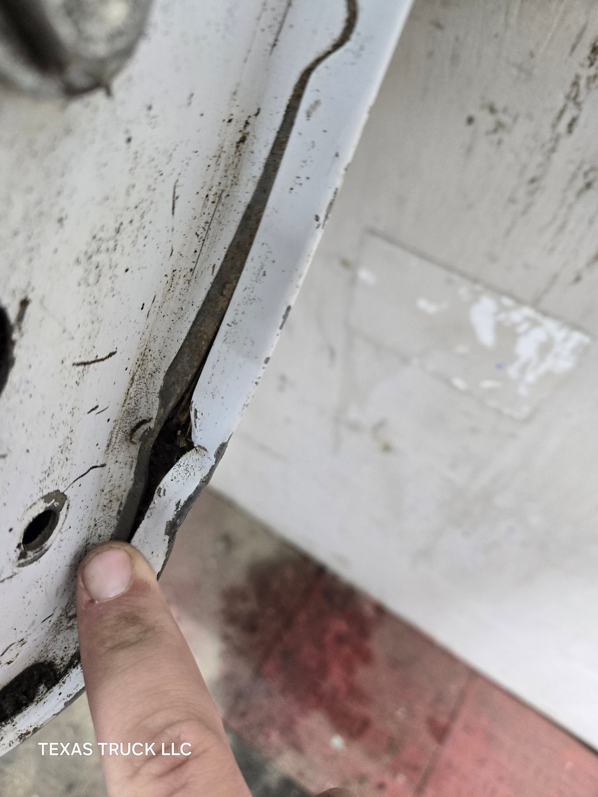 2008-2016 Ford Super Duty Tailgate With Step F250 F350 F450 F550 - Oxford White