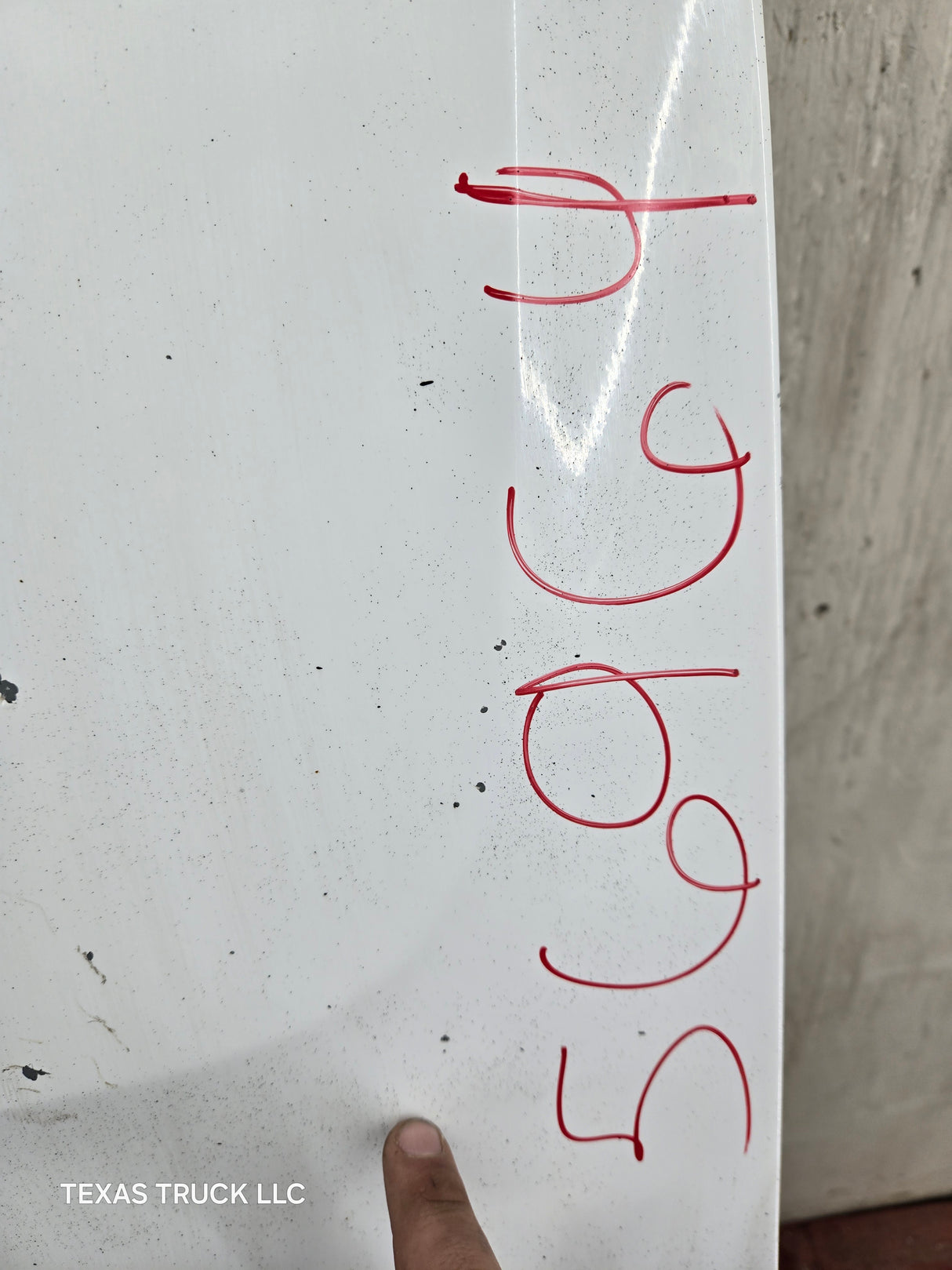 2007-2013 Chevrolet Silverado / GMC Sierra 1500 2500 3500 HD Tailgate