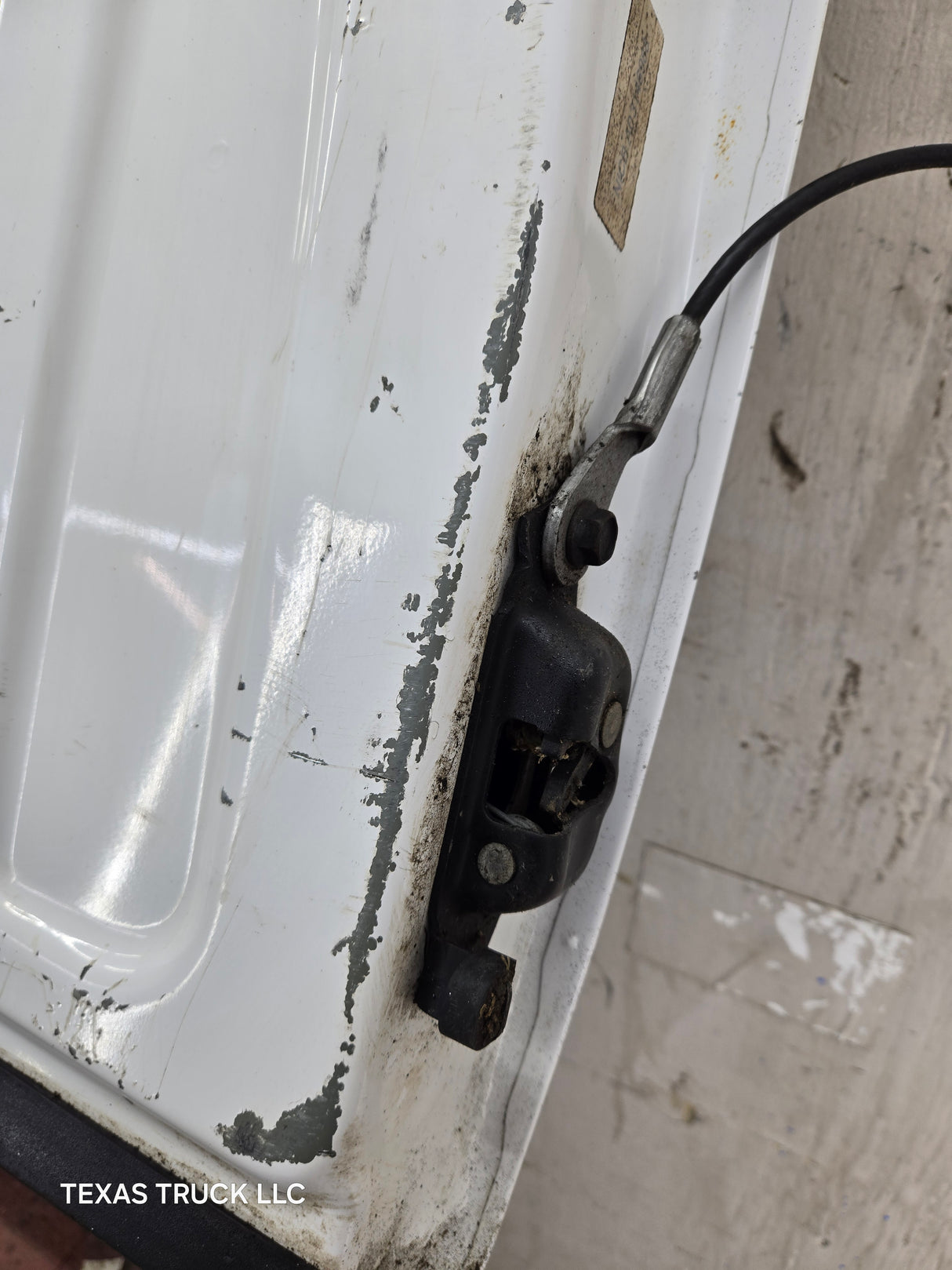 2007-2013 Chevrolet Silverado / GMC Sierra 1500 2500 3500 HD Tailgate