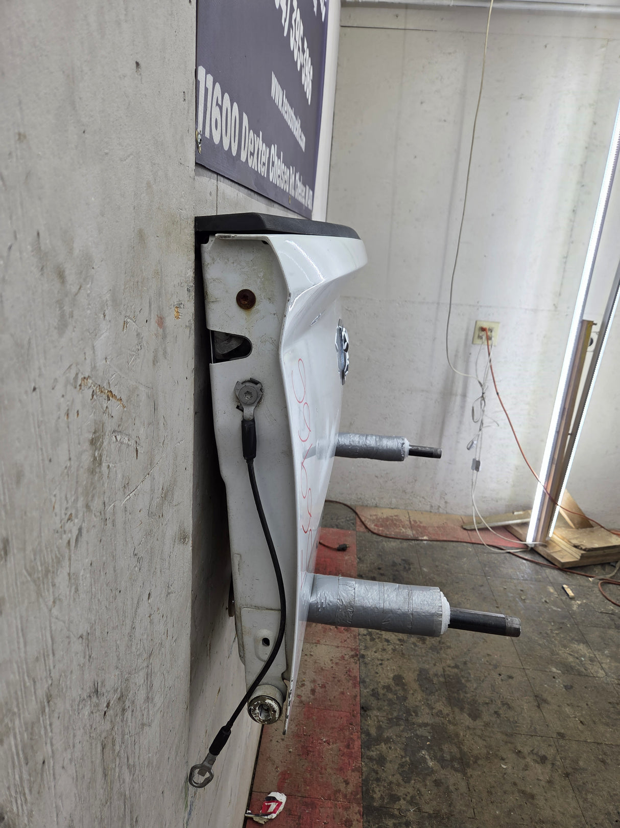 2009-2018 Dodge Ram 4th Gen 1500 2500 3500 Tailgate