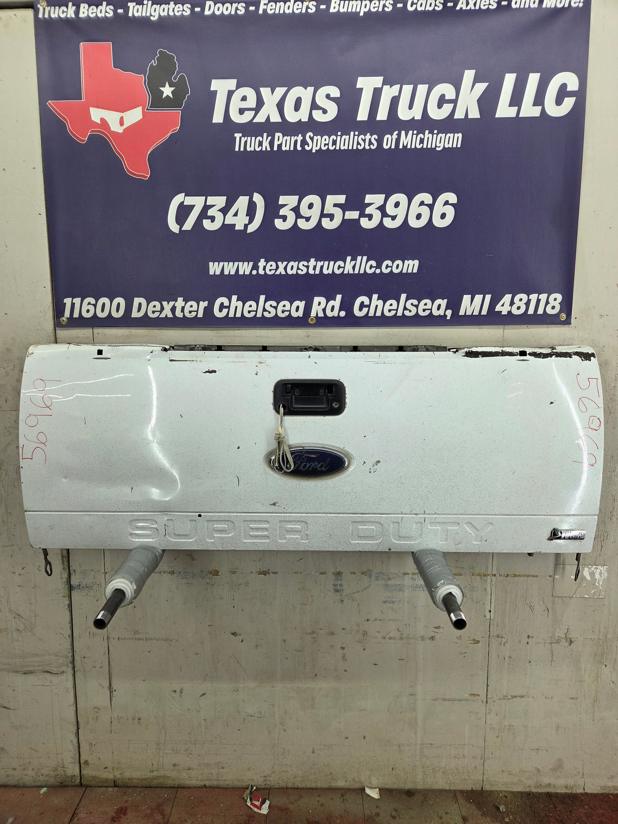 2008-2016 Ford Super Duty Tailgate with step F250 F350 F450 F550