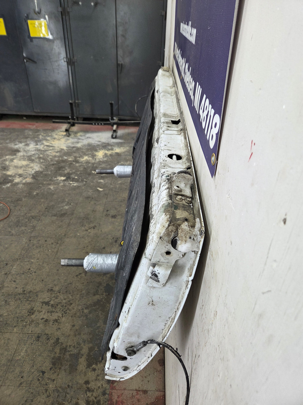 2008-2016 Ford Super Duty Tailgate with step F250 F350 F450 F550