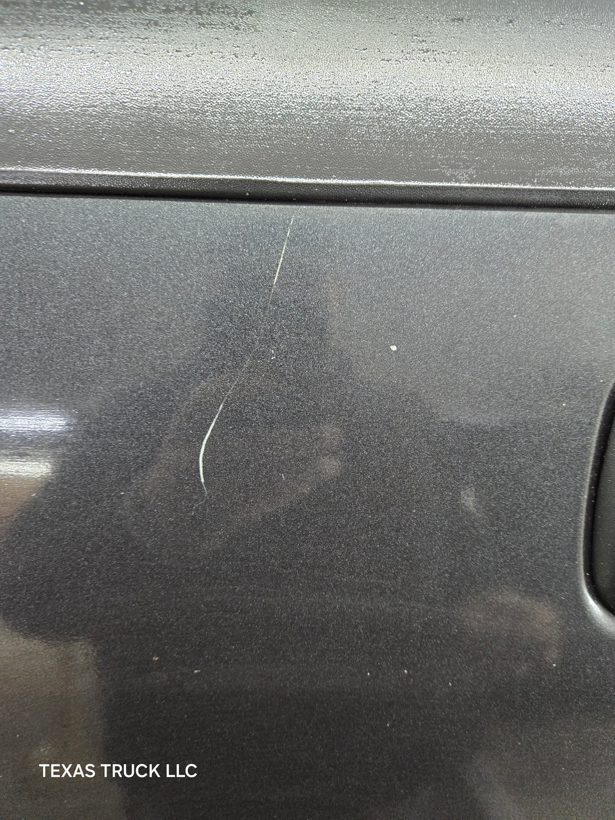 1999-2007 Chevrolet Silverado / GMC Sierra 1500 2500 3500 Tailgate - Dark Grey