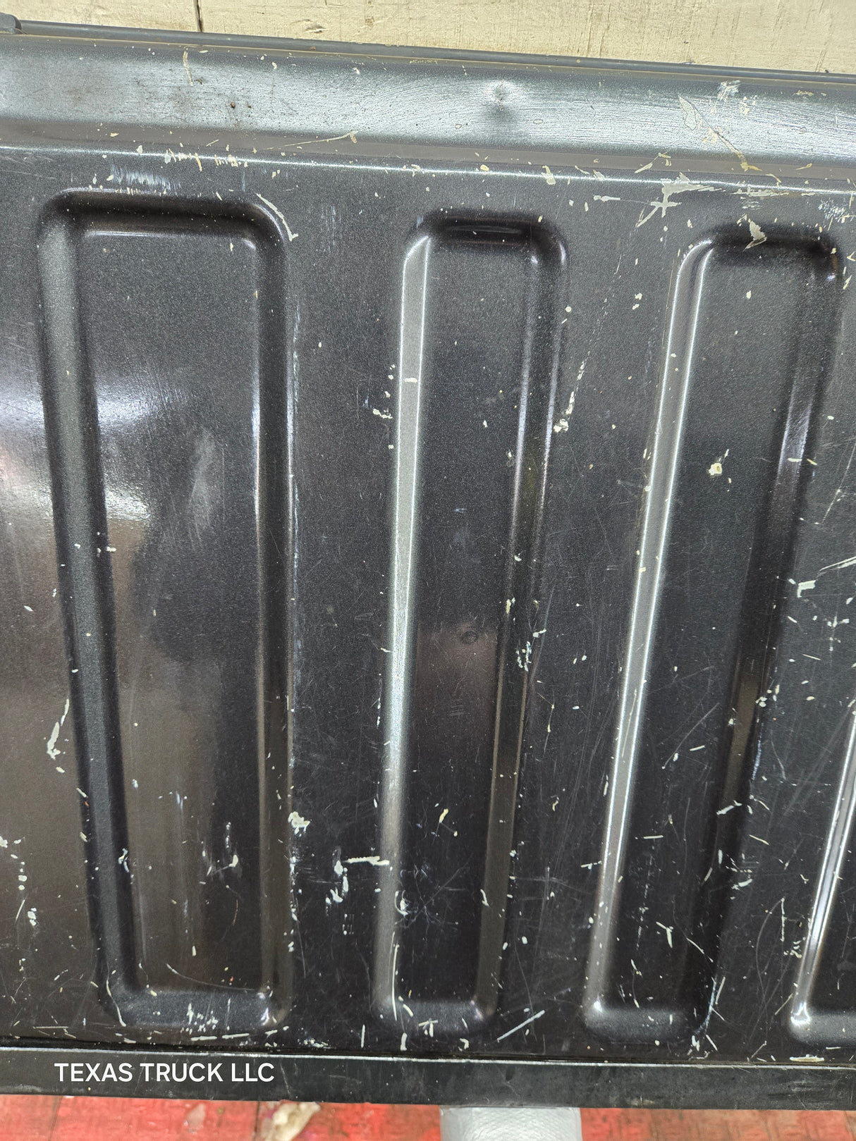 1999-2007 Chevrolet Silverado / GMC Sierra 1500 2500 3500 Tailgate - Dark Grey