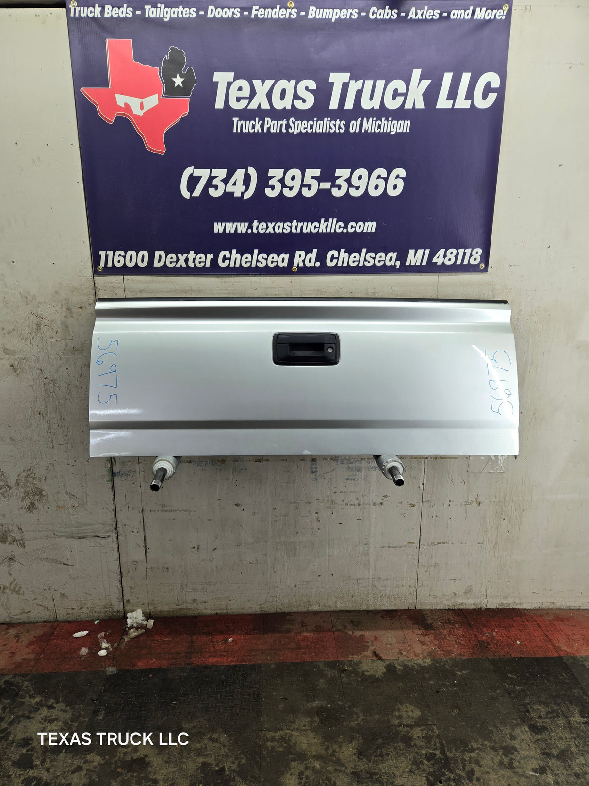 2014-2019 Chevrolet Silverado / GMC Sierra 1500 2500 3500 HD Tailgate