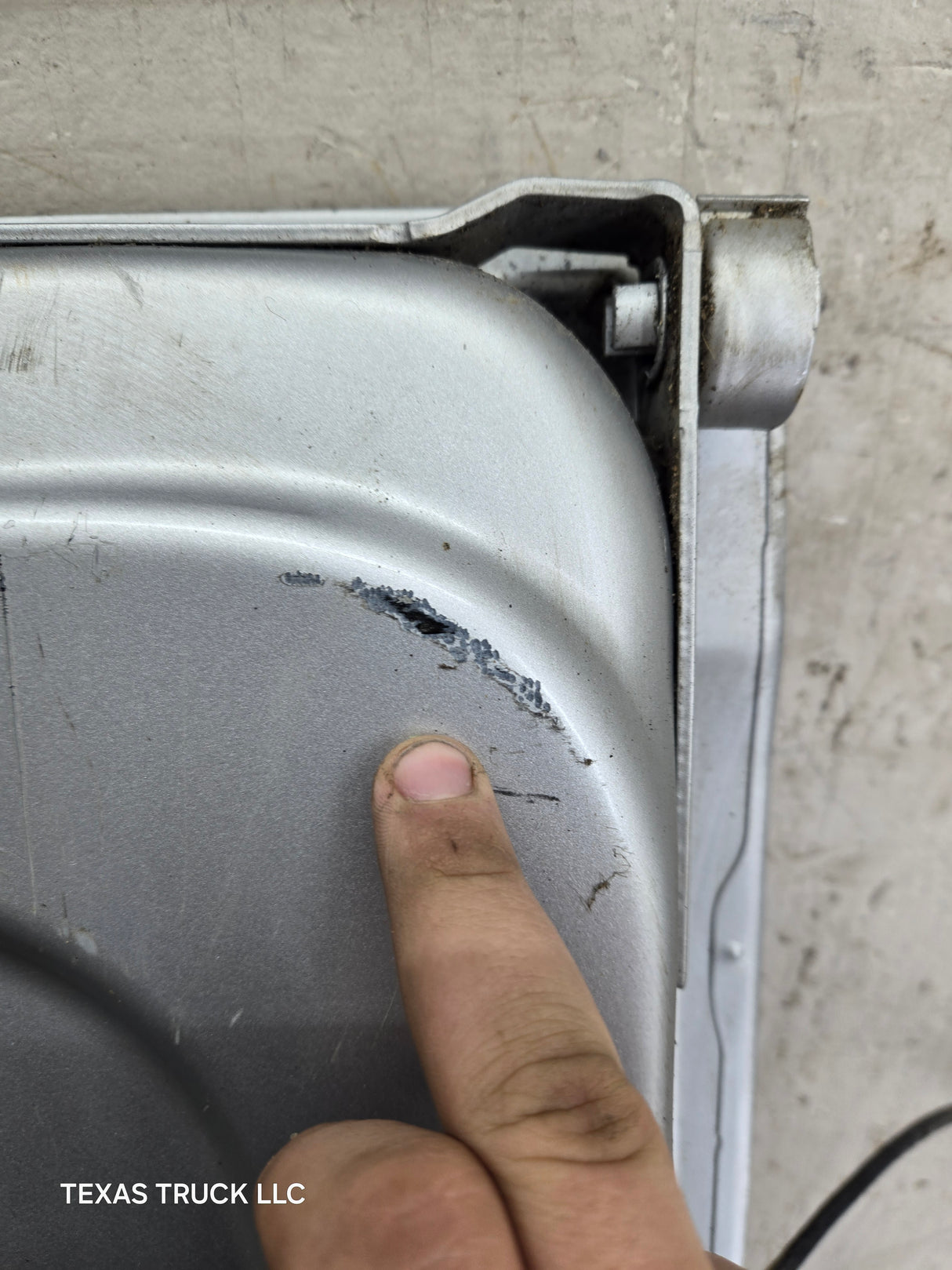 2014-2019 Chevrolet Silverado / GMC Sierra 1500 2500 3500 HD Tailgate