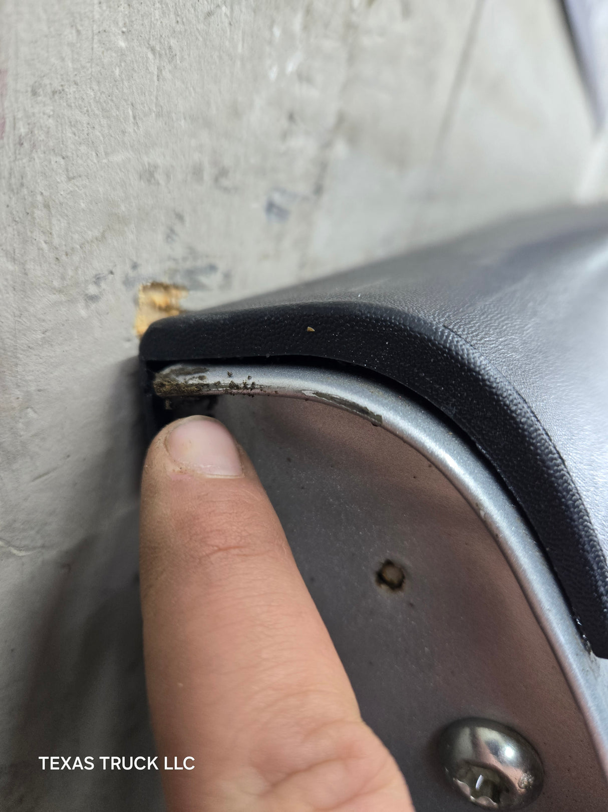 2008-2016 Ford Super Duty Tailgate with step F250 F350 F450 F550