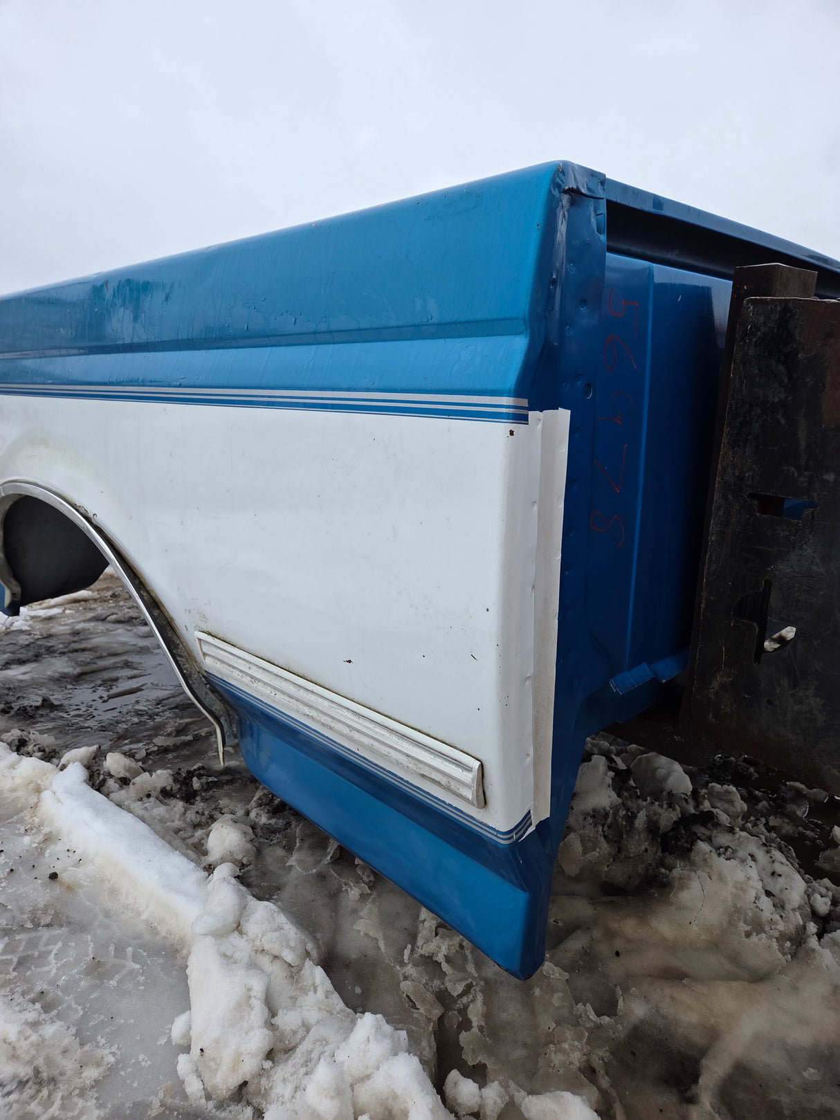 1987-1997 Ford F150 F250 F350 OBS 6' 9" Short Truck Bed