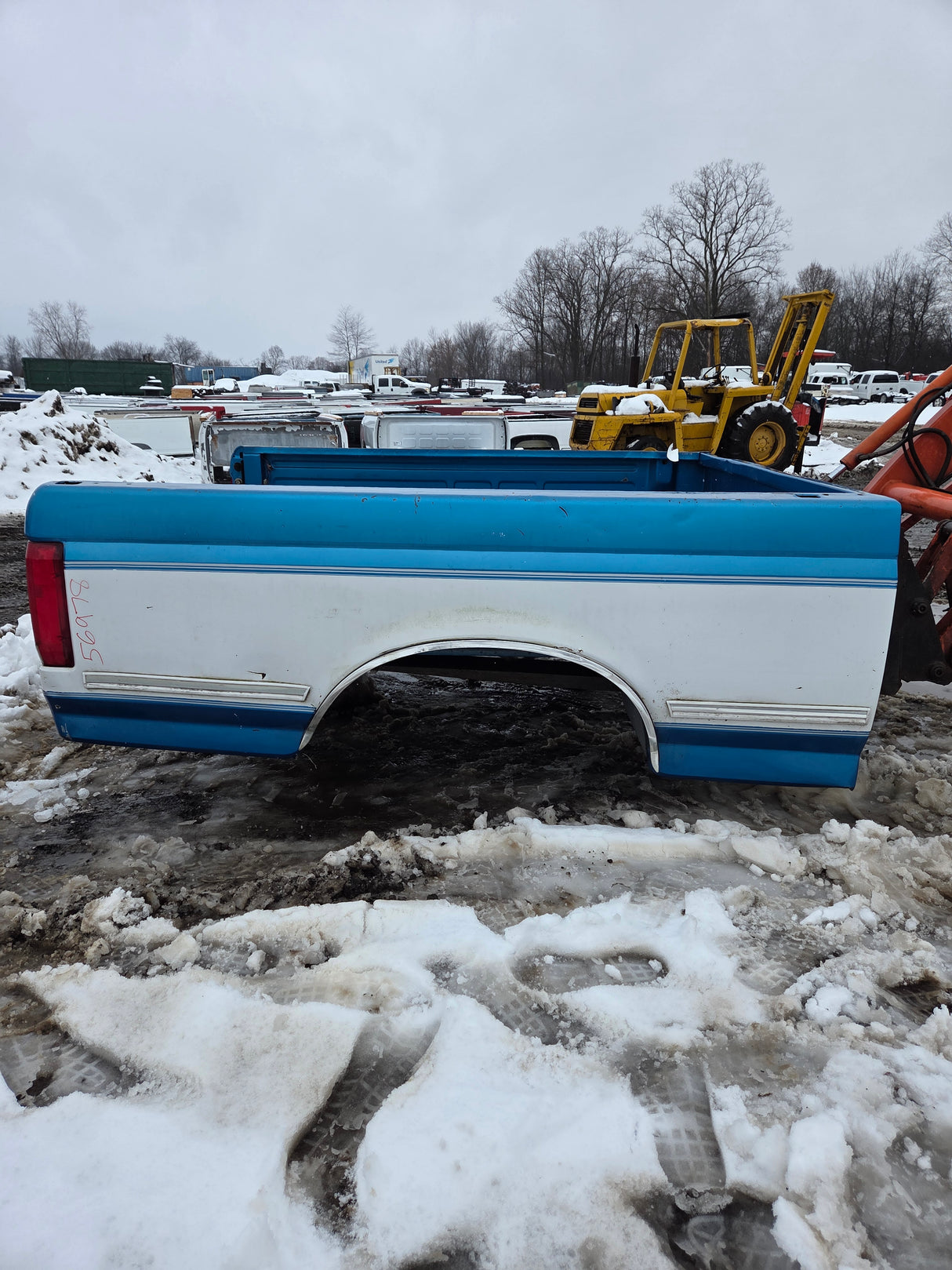 1987-1997 Ford F150 F250 F350 OBS 6' 9" Short Truck Bed