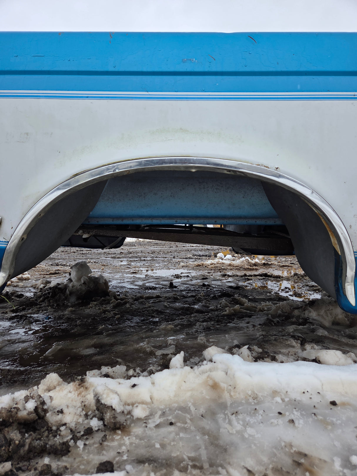 1987-1997 Ford F150 F250 F350 OBS 6' 9" Short Truck Bed