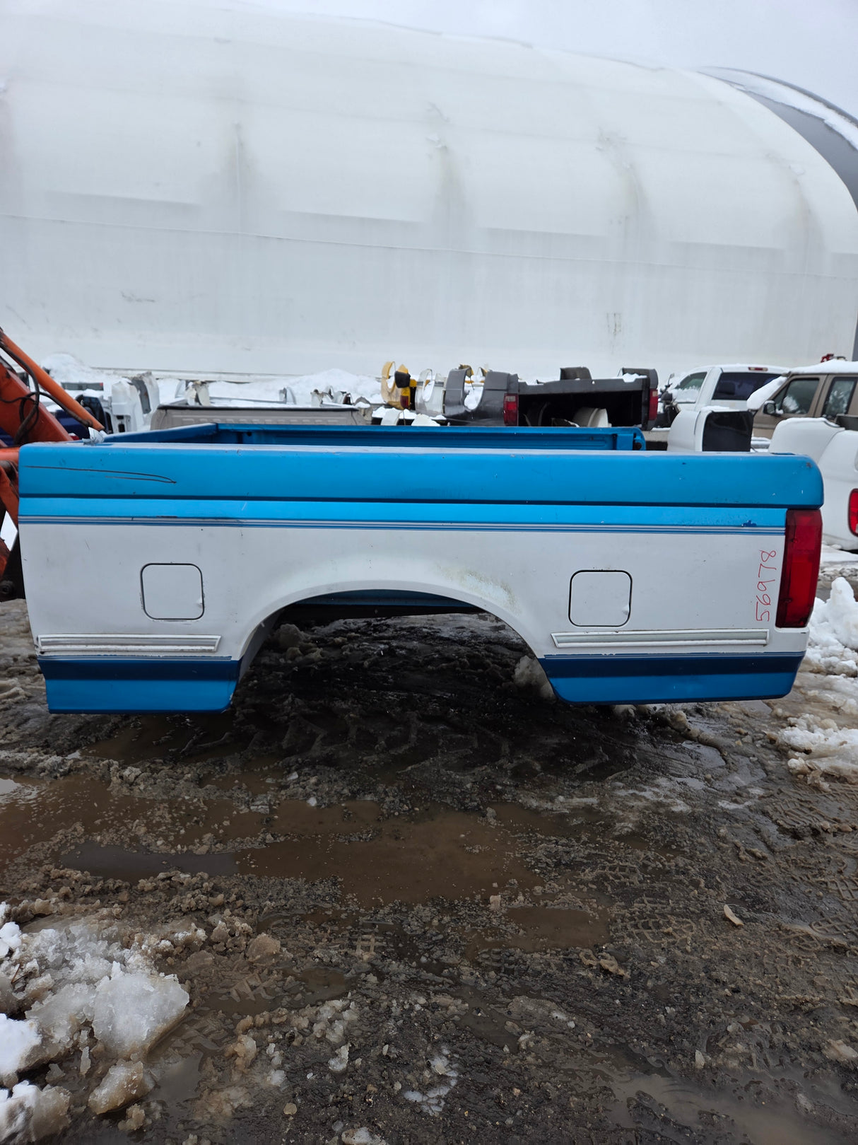 1987-1997 Ford F150 F250 F350 OBS 6' 9" Short Truck Bed