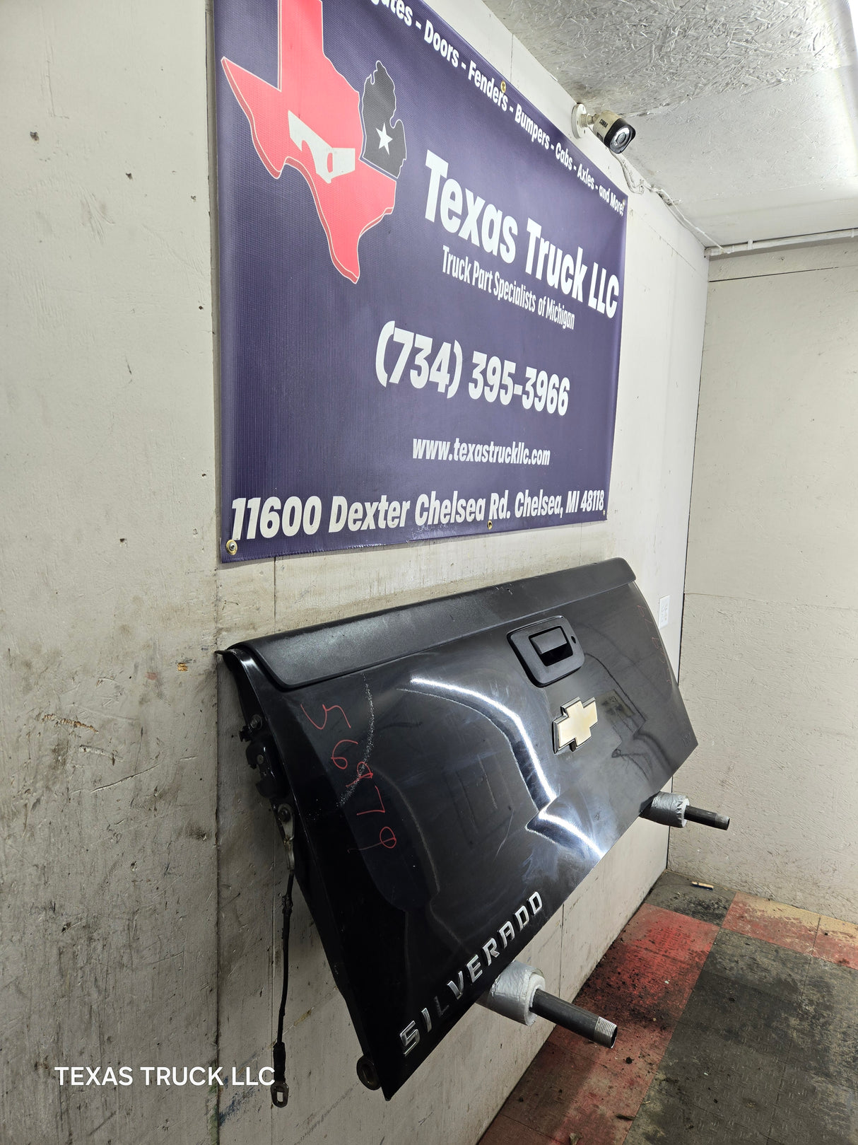 2007-2013 Chevrolet Silverado / GMC Sierra Tailgate 1500 2500 3500 HD