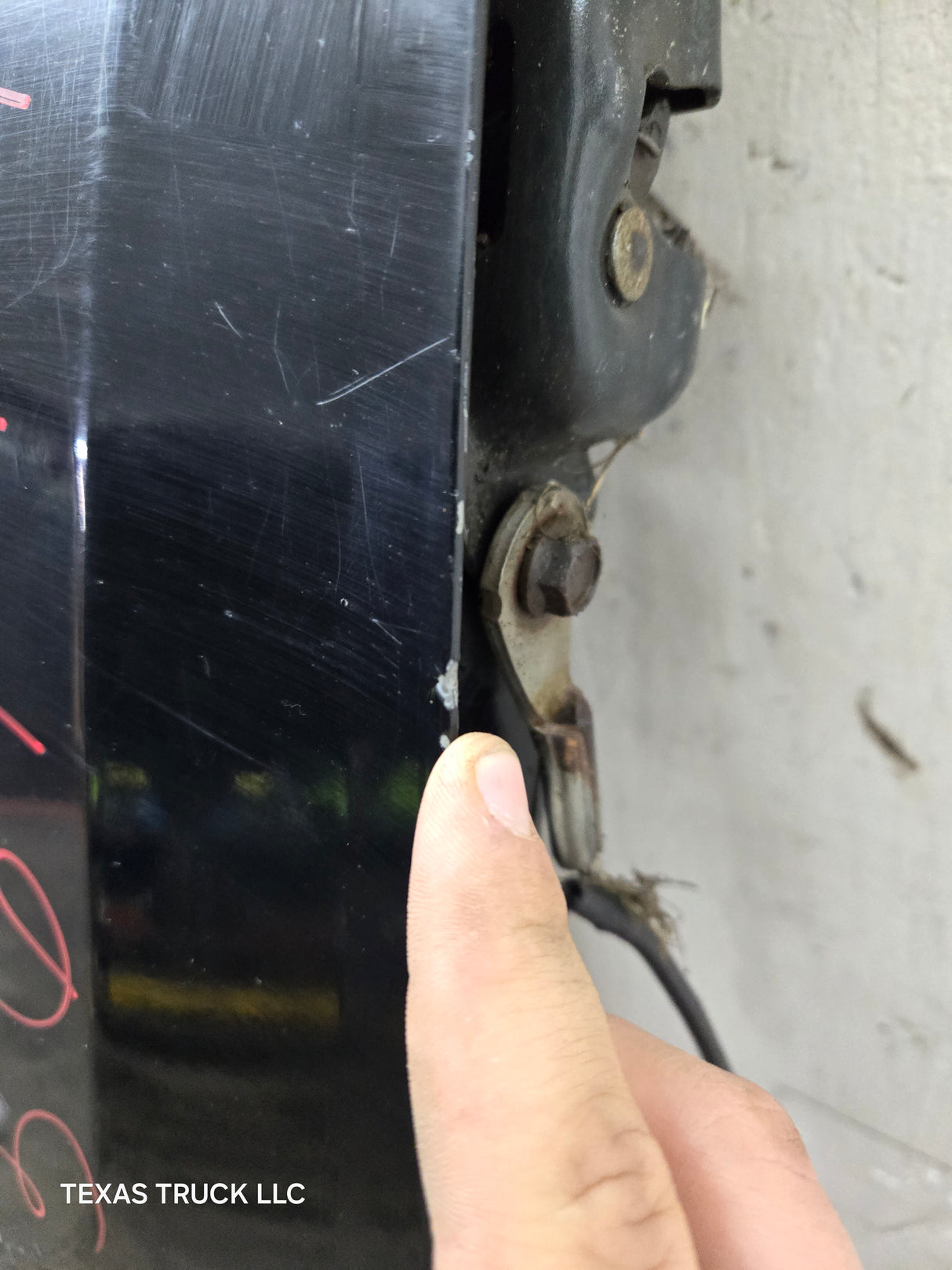 2007-2013 Chevrolet Silverado / GMC Sierra Tailgate 1500 2500 3500 HD