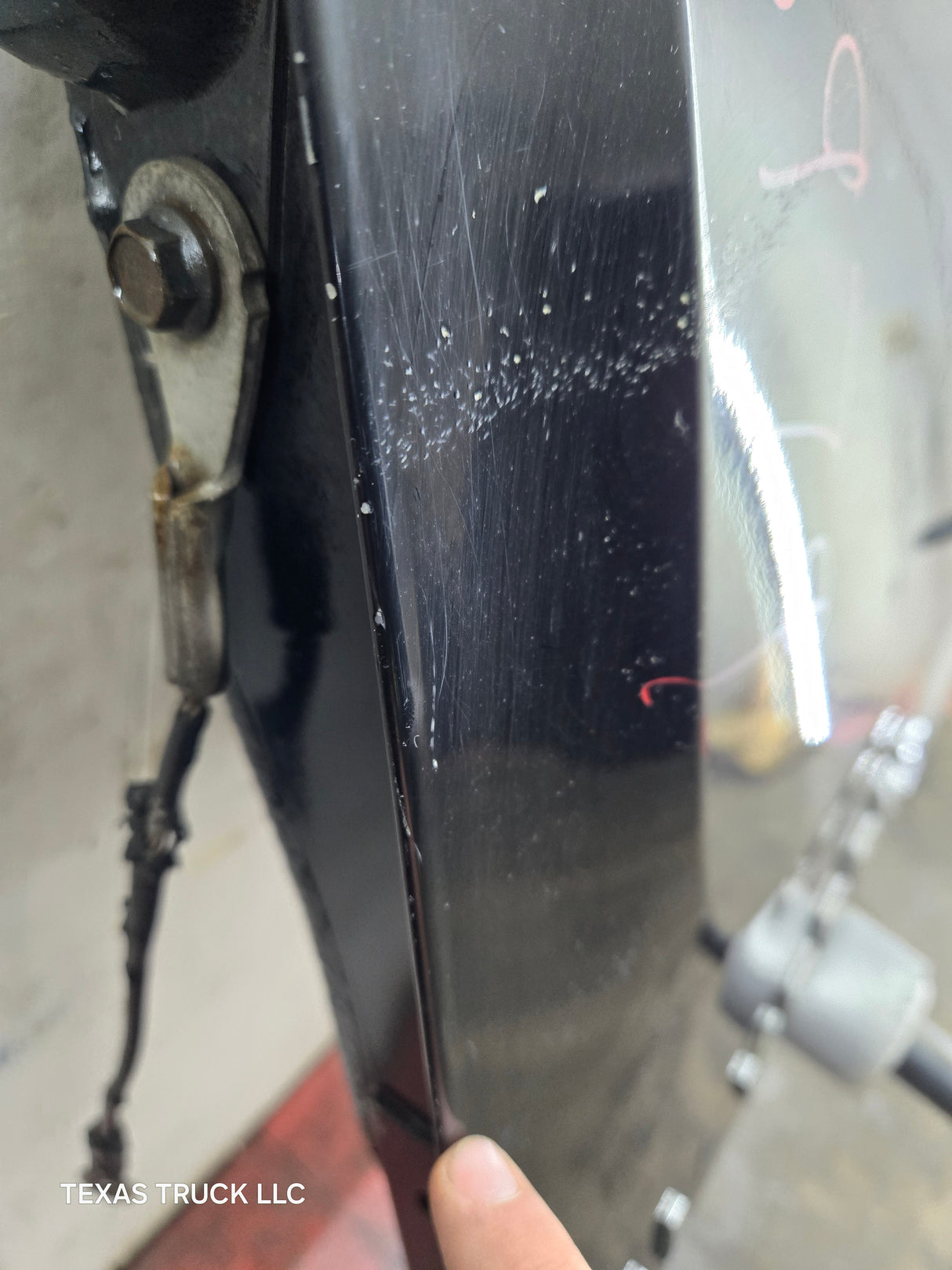 2007-2013 Chevrolet Silverado / GMC Sierra Tailgate 1500 2500 3500 HD