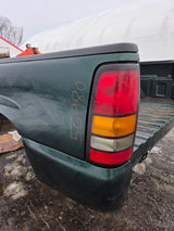 1999-2007 Chevrolet Silverado / GMC Sierra 1500 5' 8" Short Truck Bed