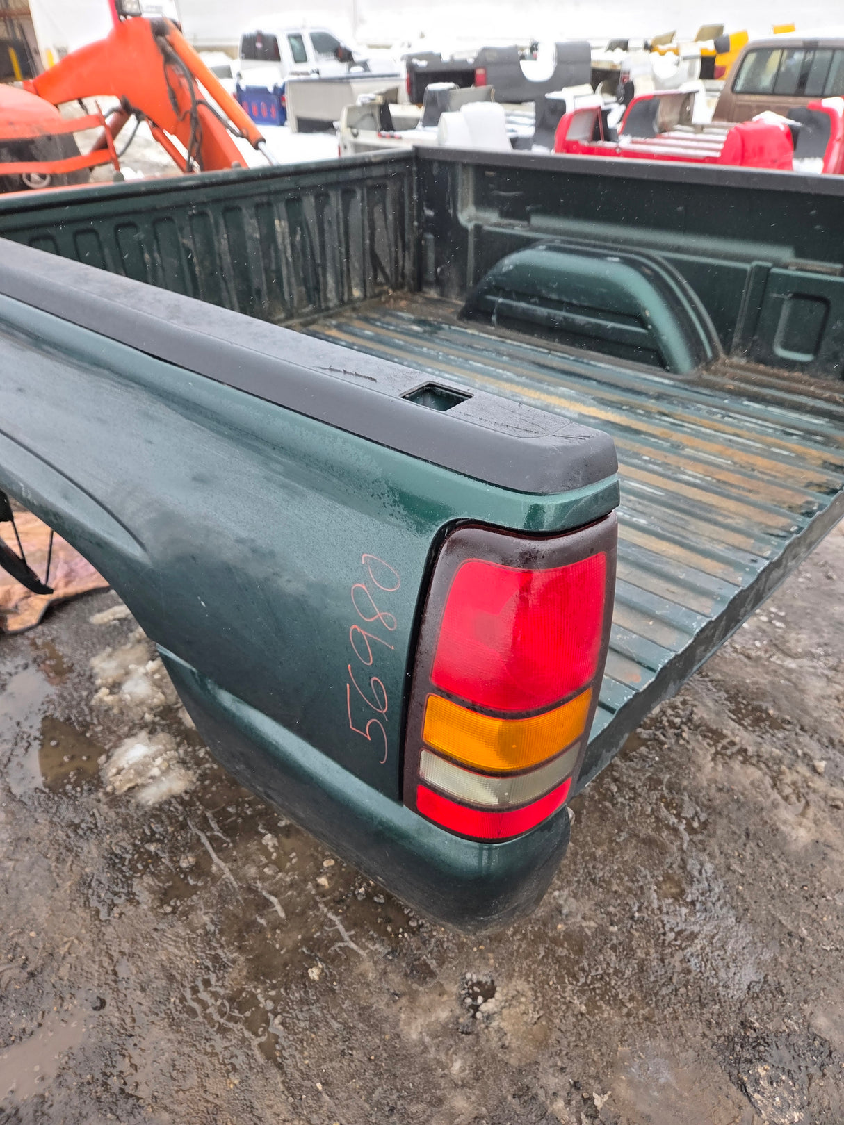 1999-2007 Chevrolet Silverado / GMC Sierra 1500 5' 8" Short Truck Bed