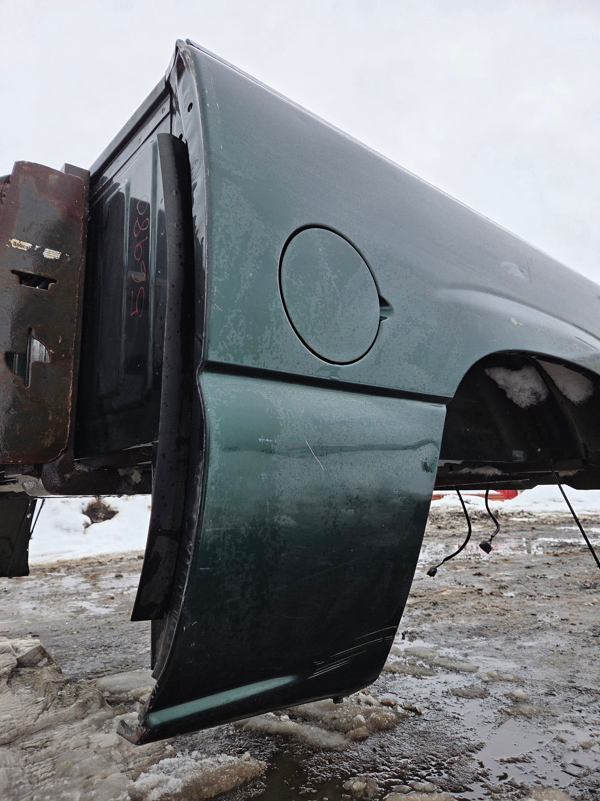 1999-2007 Chevrolet Silverado / GMC Sierra 1500 5' 8" Short Truck Bed