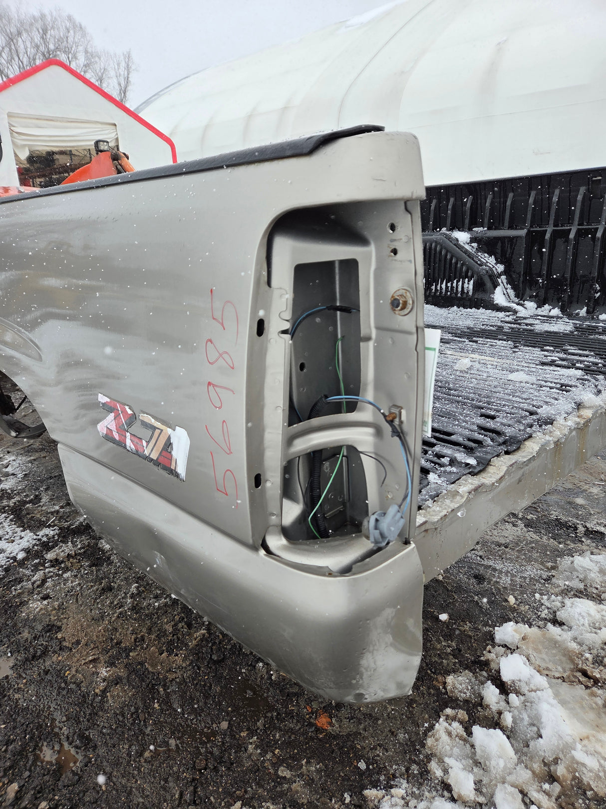 1999-2007 Chevrolet Silverado / GMC Sierra 1500 2500 3500 HD 8' Long Bed Truck Bed