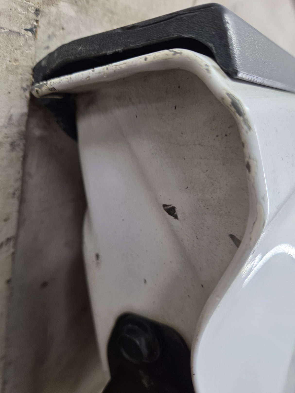 2014-2019 Chevrolet Silverado / GMC Sierra 1500 2500 3500 HD Tailgate