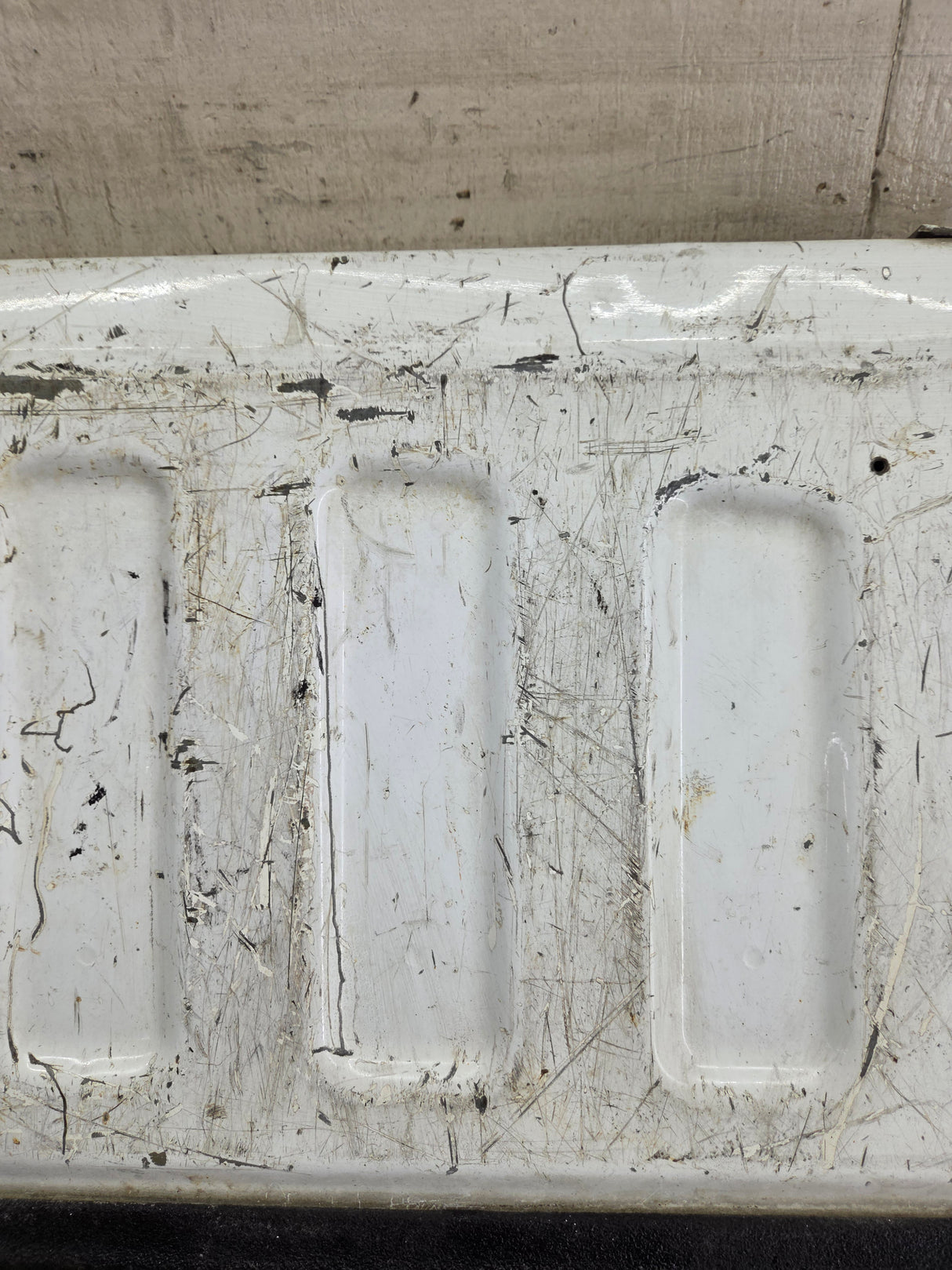 2014-2019 Chevrolet Silverado / GMC Sierra 1500 2500 3500 HD Tailgate