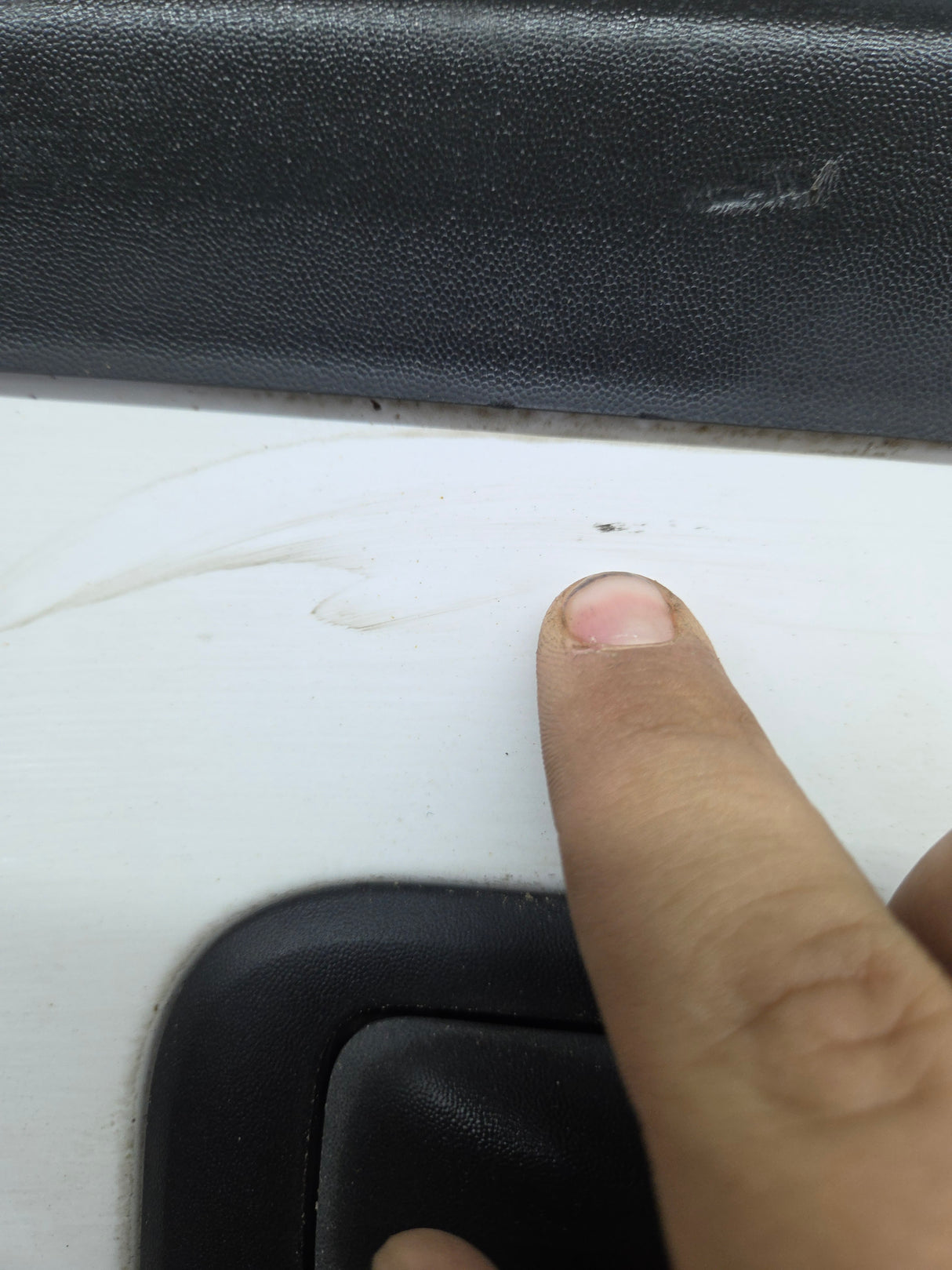 2008-2016 Ford Super Duty Tailgate F250 F350 F450 F550 - Oxford White