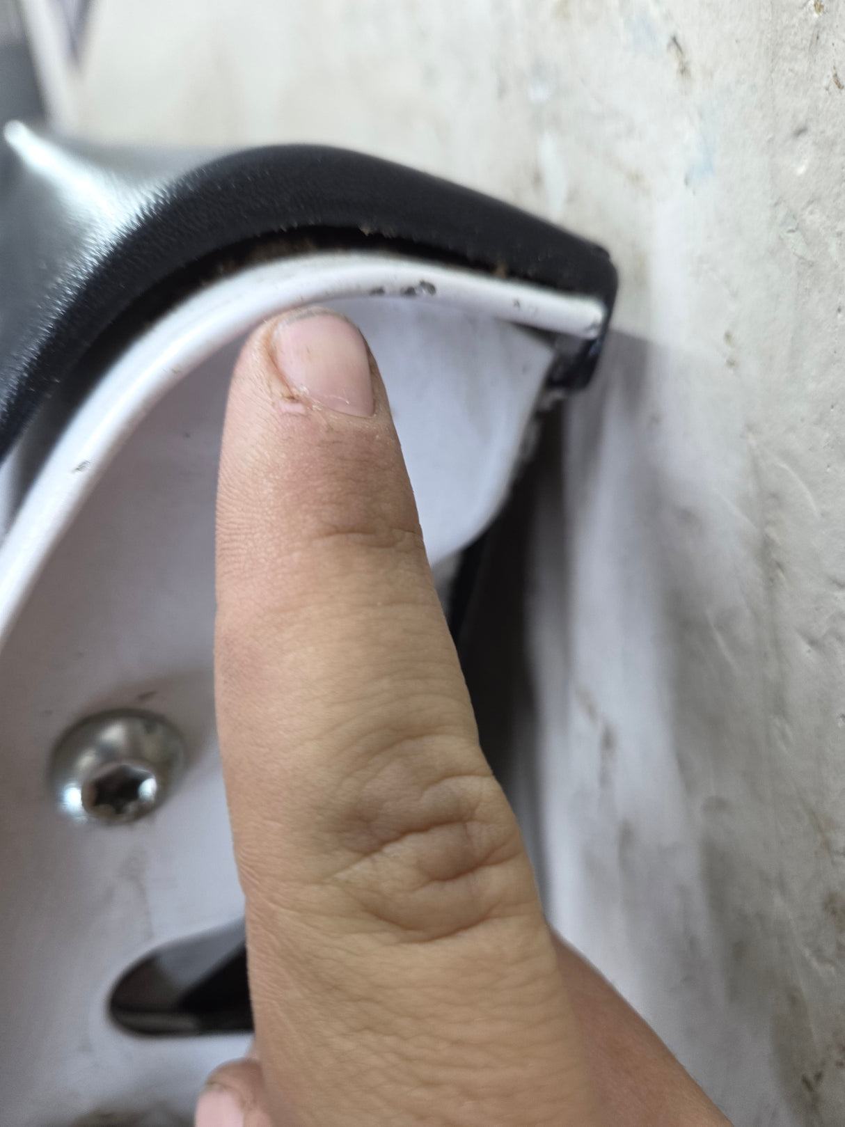 2008-2016 Ford Super Duty Tailgate F250 F350 F450 F550 - Oxford White