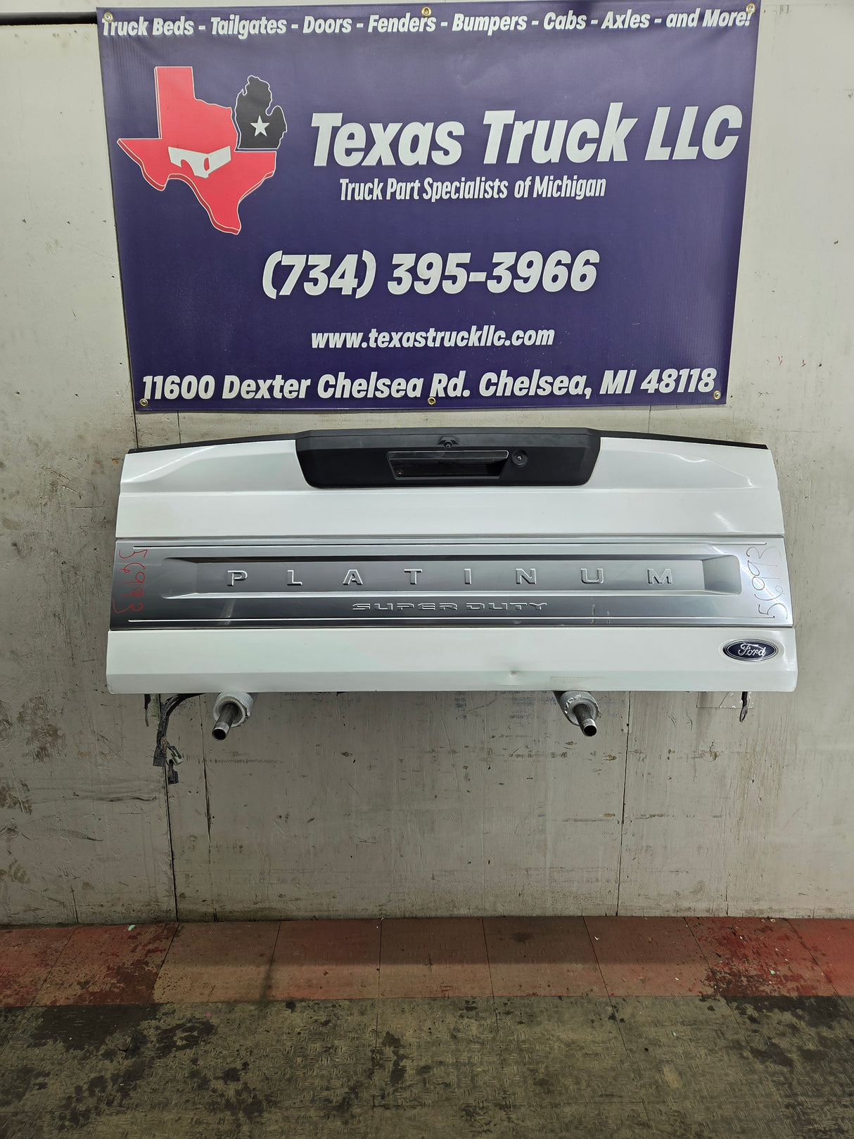 2017-2022 Ford Super Duty Platinum Tailgate With Step F250 F350 F450 F550