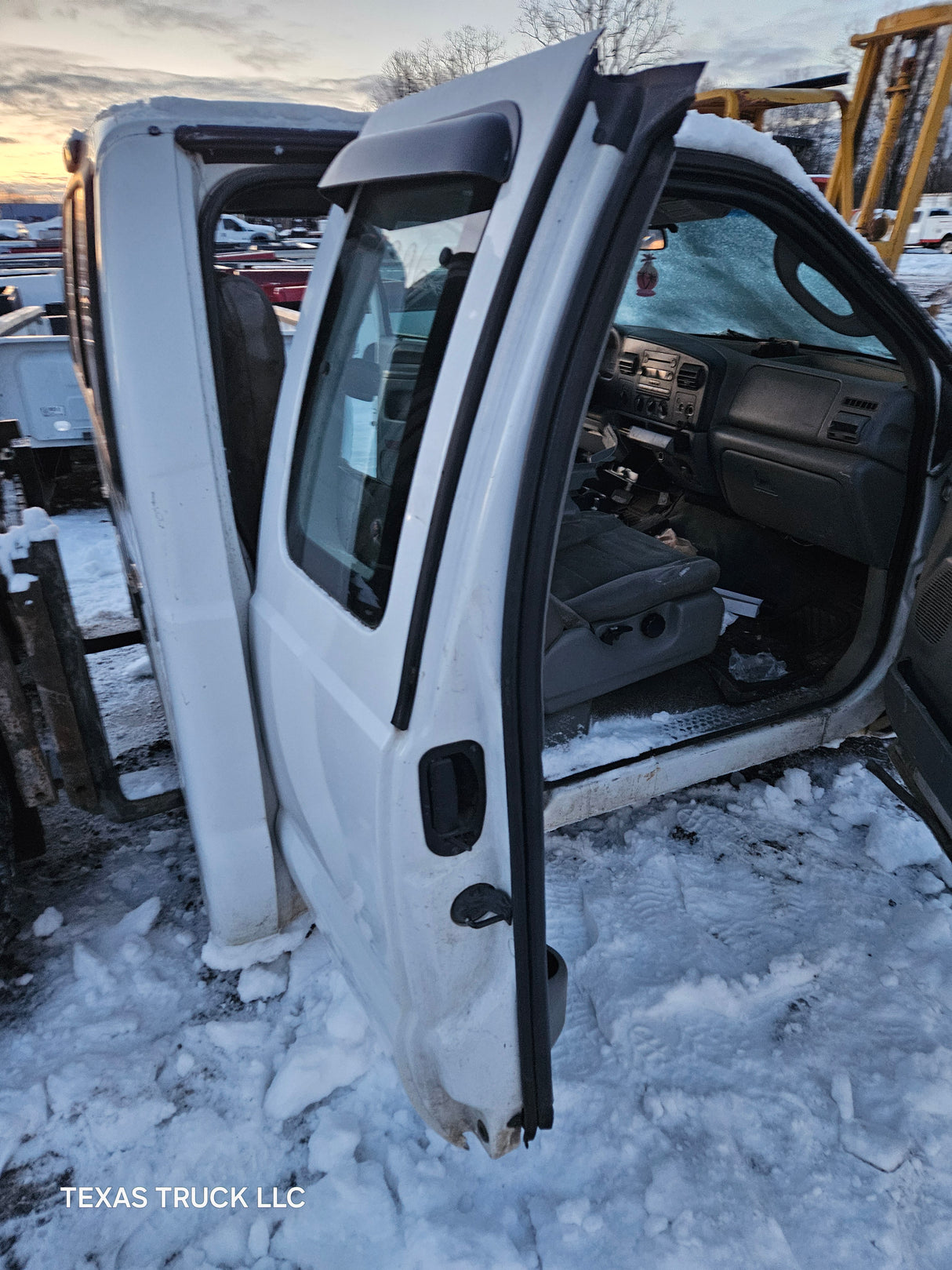 1999-2007 Ford Super Duty Extended Cab F250 F350 F450 F550