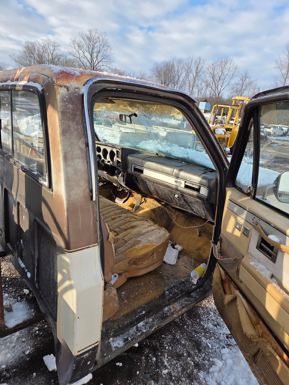 1973-1987 Chevrolet / GMC Square Body Regular Cab Truck Cab K series / C series