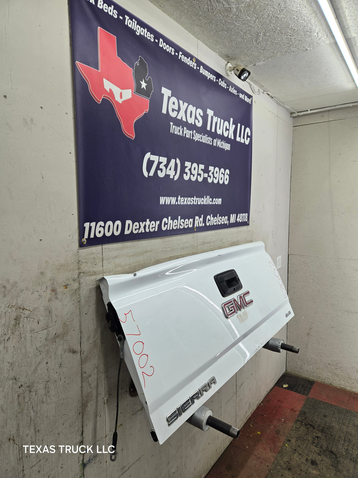 2014-2019 Chevrolet Silverado / GMC Sierra 1500 2500 3500 HD Tailgate