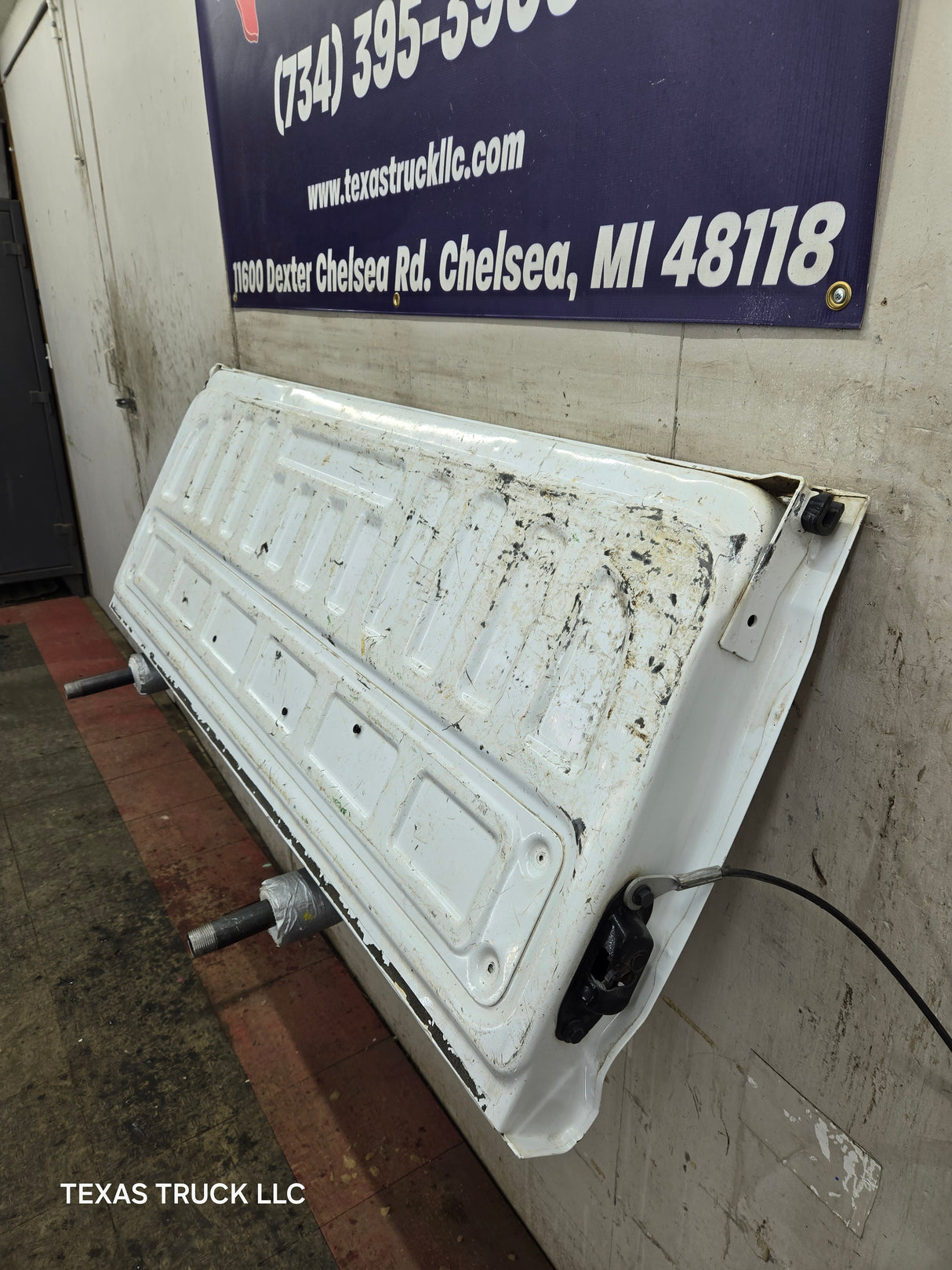 2014-2019 Chevrolet Silverado / GMC Sierra 1500 2500 3500 HD Tailgate