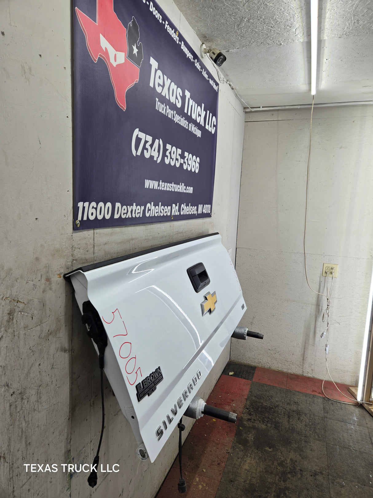 2014-2019 Chevrolet Silverado / GMC Sierra 1500 2500 3500 HD Tailgate