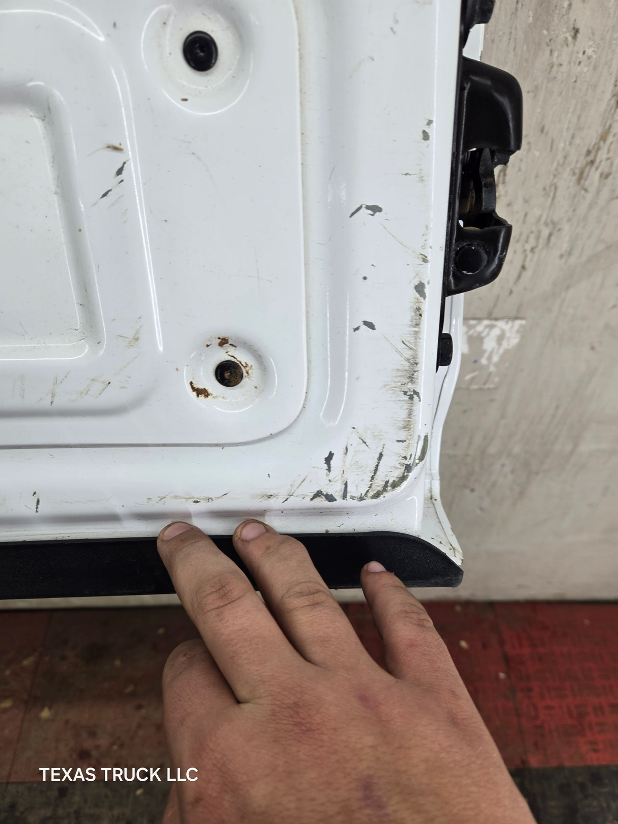 2014-2019 Chevrolet Silverado / GMC Sierra 1500 2500 3500 HD Tailgate