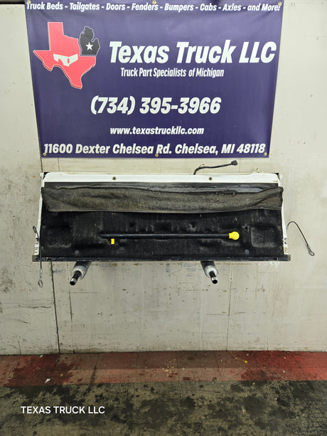 2008-2016 Ford Super Duty Tailgate with step F250 F350 F450 F550 - Pearl White