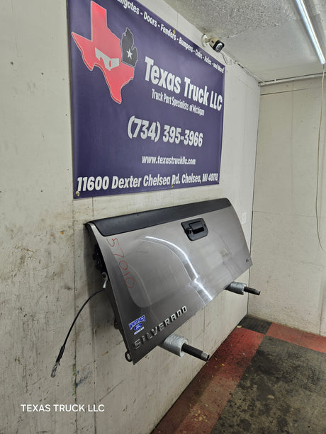 2007-2013 Chevrolet Silverado / GMC Sierra 1500 2500 3500 HD Tailgate