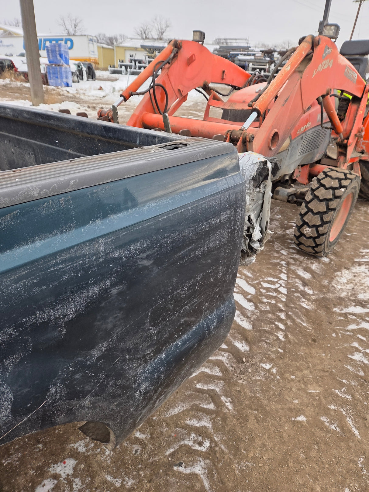 1999-2010 Ford Super Duty F250 F350 6' 9" Short Truck Bed