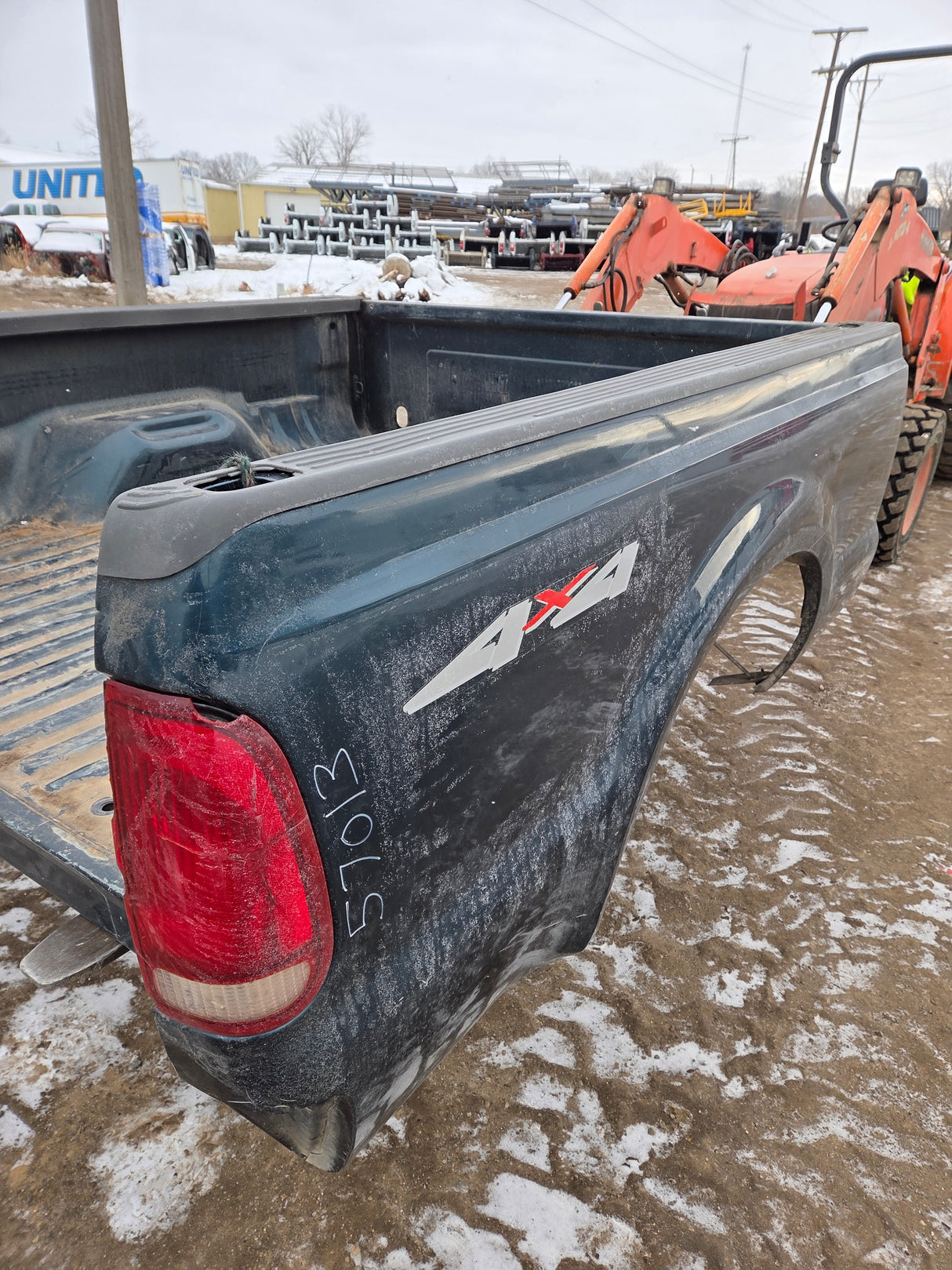 1999-2010 Ford Super Duty F250 F350 6' 9" Short Truck Bed