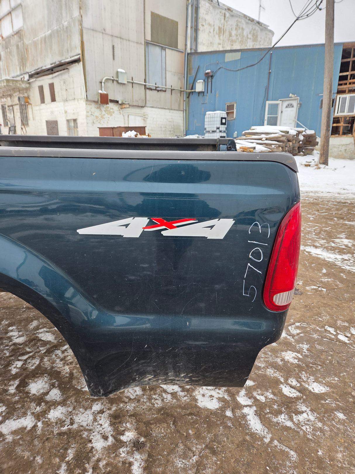 1999-2010 Ford Super Duty F250 F350 6' 9" Short Truck Bed