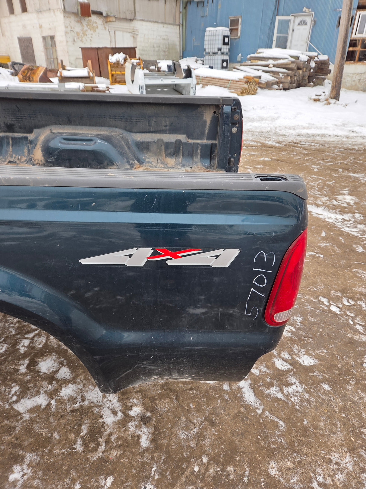 1999-2010 Ford Super Duty F250 F350 6' 9" Short Truck Bed