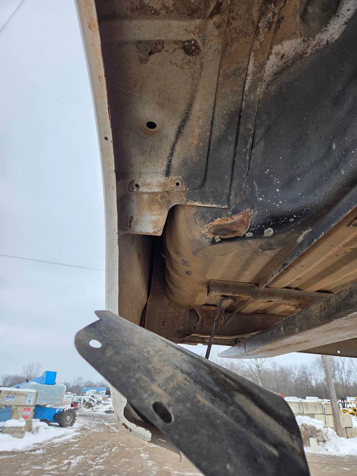 2011-2016 Ford F250 F350 Super Duty 6' 9" Short Truck Bed - Pearl White