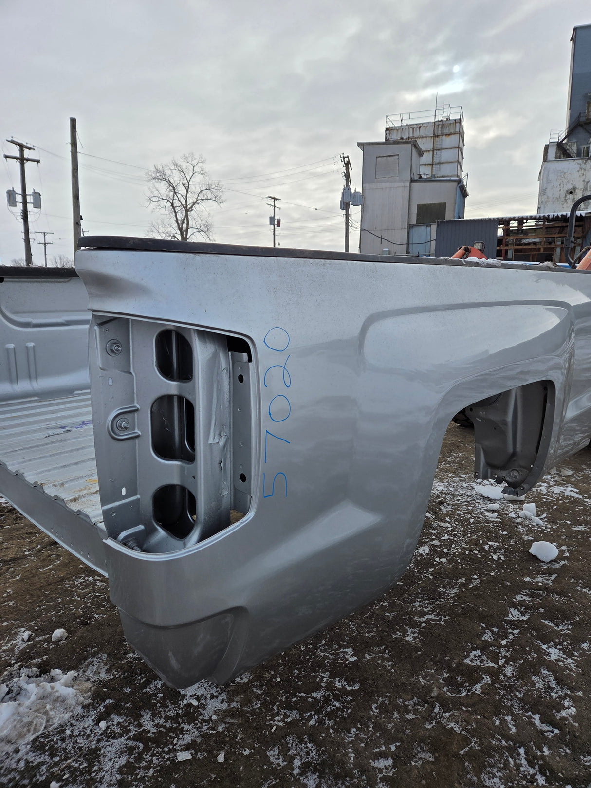 2014-2019 Chevrolet Silverado 1500 2500HD 3500 HD 8' Long Truck Bed