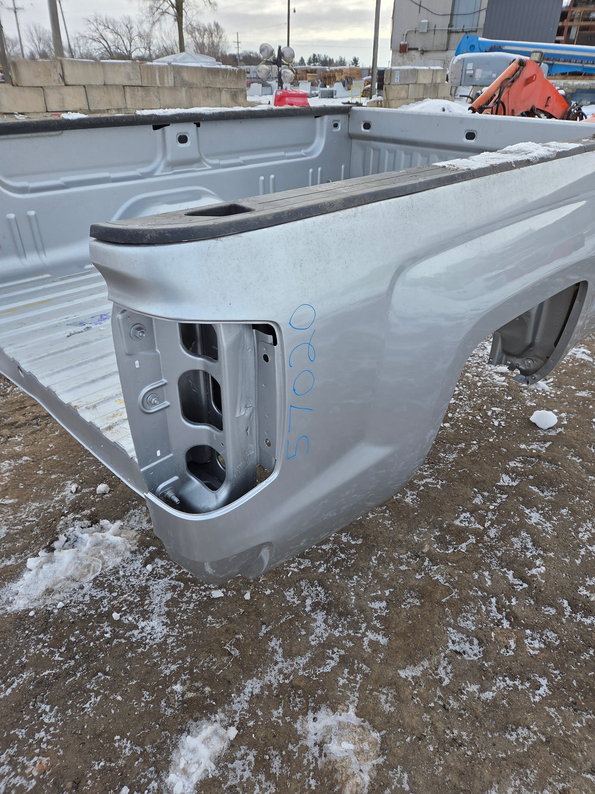 2014-2019 Chevrolet Silverado 1500 2500HD 3500 HD 8' Long Truck Bed