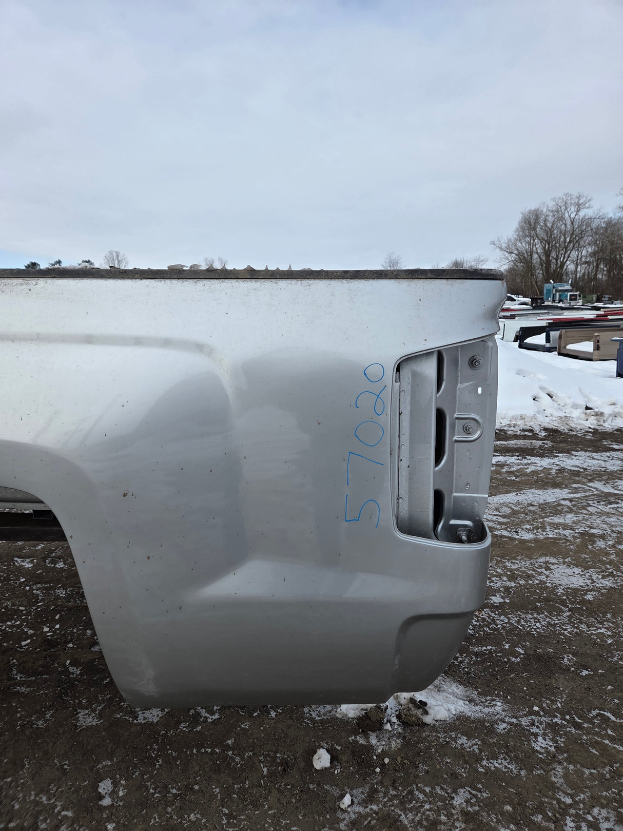 2014-2019 Chevrolet Silverado 1500 2500HD 3500 HD 8' Long Truck Bed