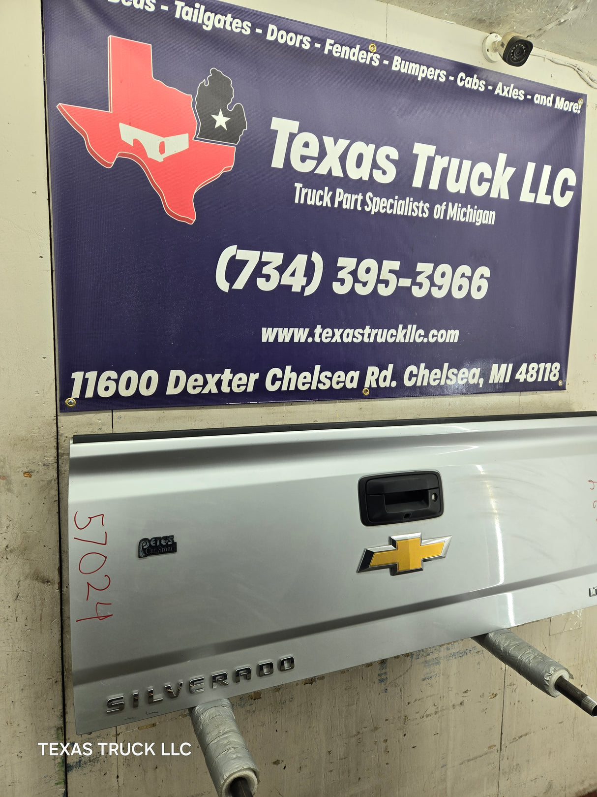 2014-2019 Chevrolet Silverado / GMC Sierra 1500 2500 3500 HD Tailgate