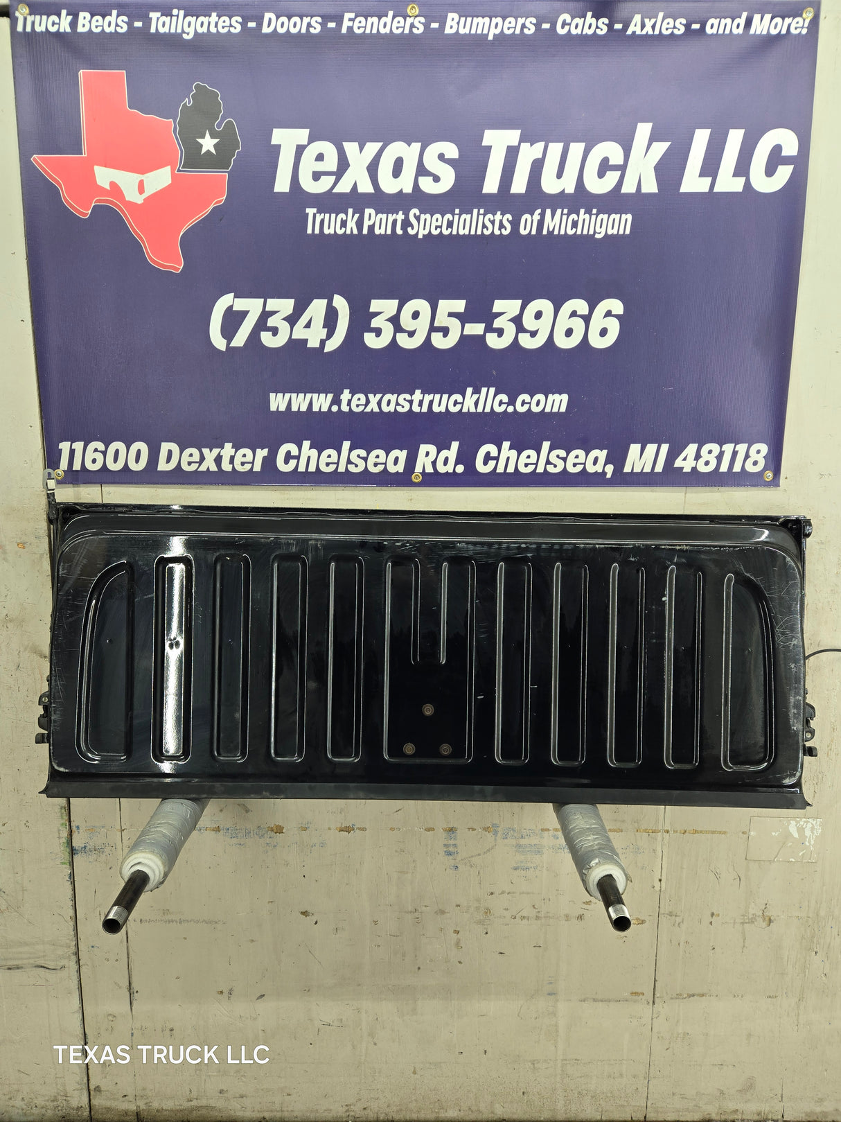 2007-2013 Chevrolet Silverado / GMC Sierra 1500 2500 3500 HD Tailgate